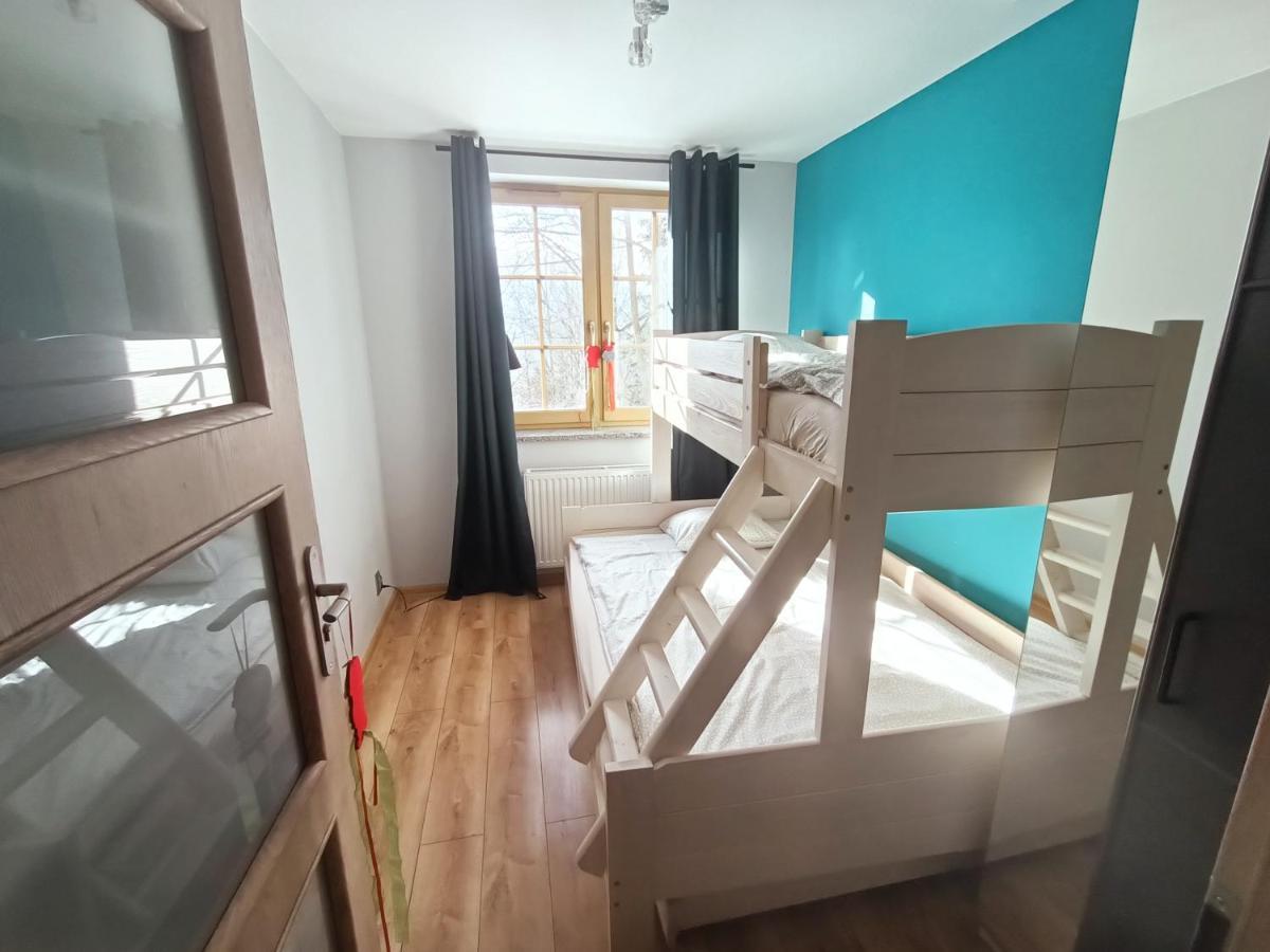 شقة Happy Family, Osiedle Podgorze 1D/18 Apartament شكلارسكا بوريبا المظهر الخارجي الصورة